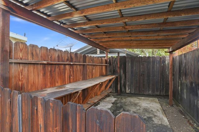 2548 Hazelwood Way, East Palo Alto, CA 94303