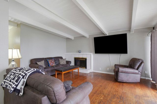 2548 Hazelwood Way, East Palo Alto, CA 94303