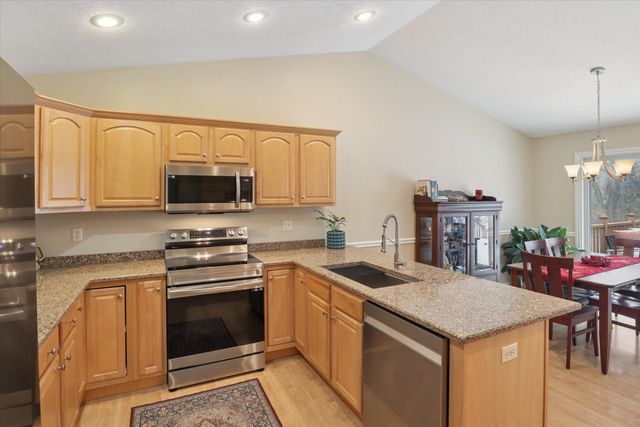 2402 Crest Haven Boulevard, Berrien Springs, MI 49103