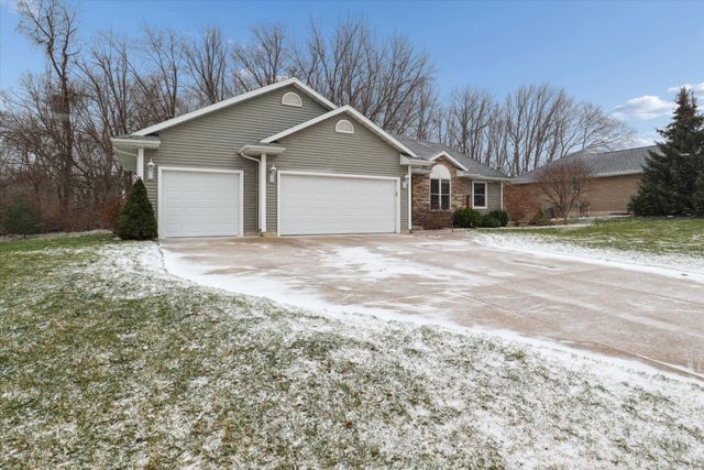 2402 Crest Haven Boulevard, Berrien Springs, MI 49103