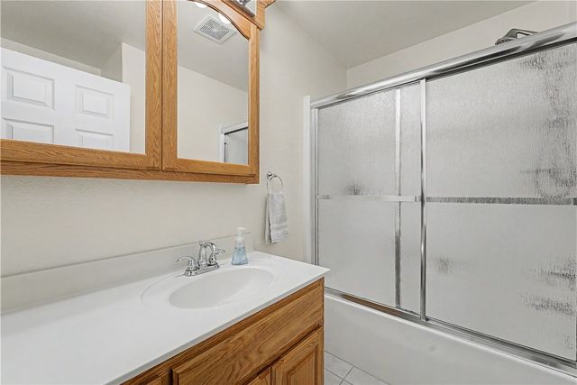 10555 Meadowlark Lane, Gravette, AR 72736