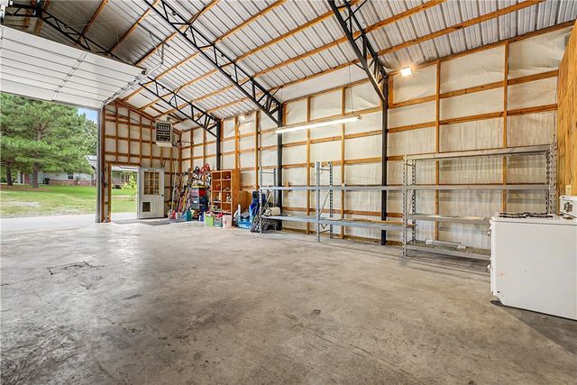 10555 Meadowlark Lane, Gravette, AR 72736