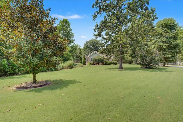 10555 Meadowlark Lane, Gravette, AR 72736
