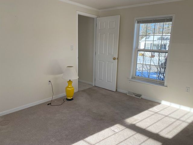 69 NASHVILLE Street, Seabrook, NH 03874