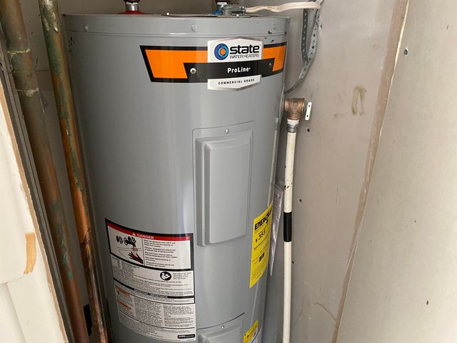 69 NASHVILLE Street, Seabrook, NH 03874