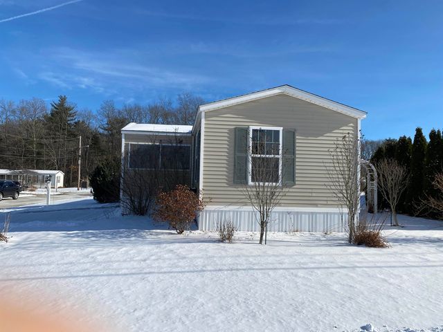 69 NASHVILLE Street, Seabrook, NH 03874