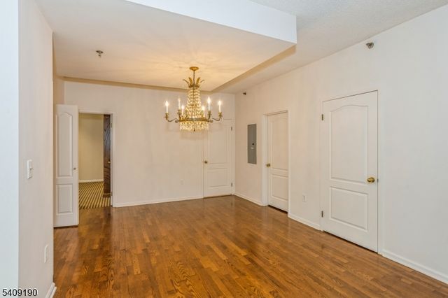 10 Smith Manor Blvd, West Orange Twp., NJ 07052