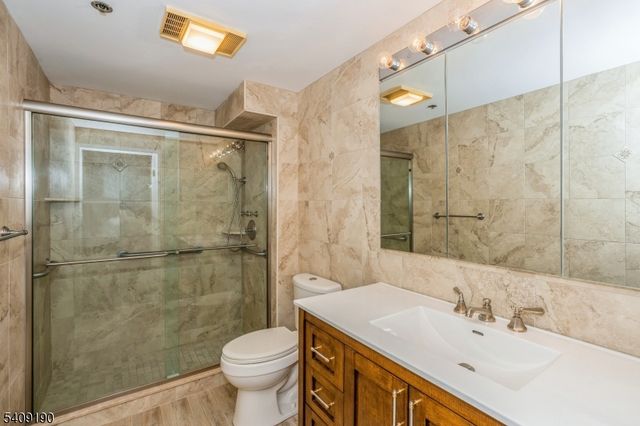 10 Smith Manor Blvd, West Orange Twp., NJ 07052