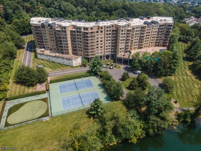 10 Smith Manor Blvd, West Orange Twp., NJ 07052