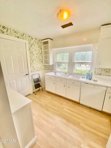 1825 Newman Town Road, Sevierville, TN 37862