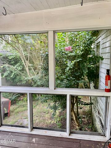 1825 Newman Town Road, Sevierville, TN 37862