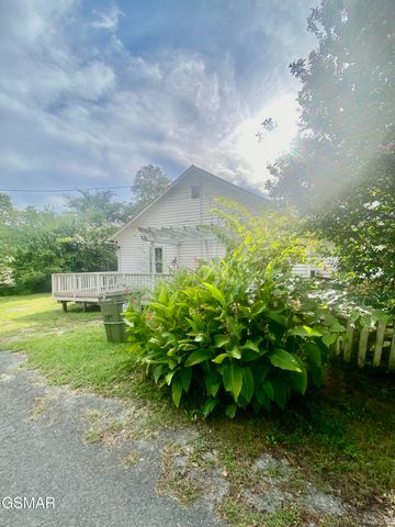 1825 Newman Town Road, Sevierville, TN 37862