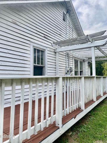 1825 Newman Town Road, Sevierville, TN 37862