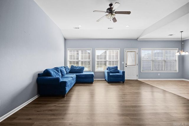 330 Madison Village Drive, Benton, AR 72015