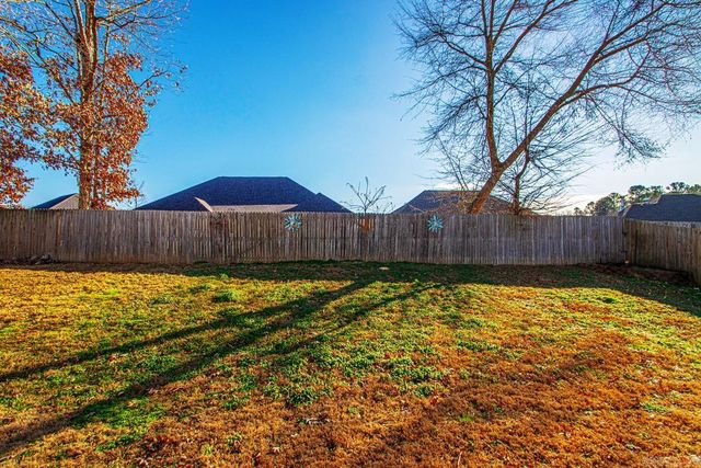 330 Madison Village Drive, Benton, AR 72015
