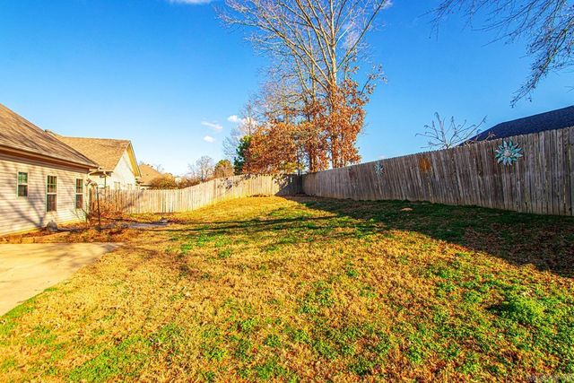 330 Madison Village Drive, Benton, AR 72015