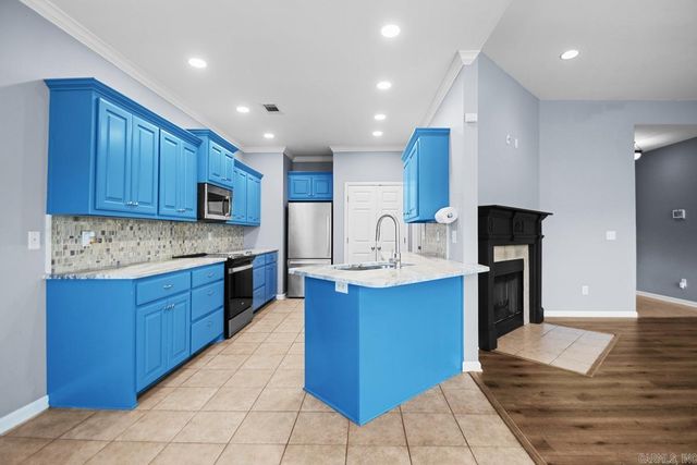 330 Madison Village Drive, Benton, AR 72015