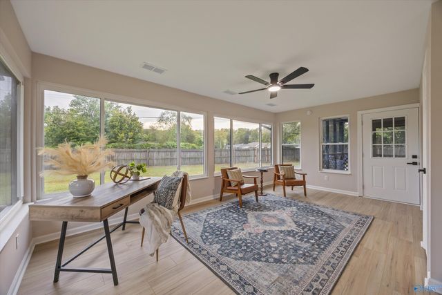 1901 Helmsdale Circle, Huntsville, AL 35803