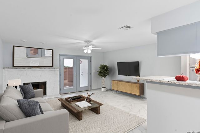 10527 Perrin Beitel Rd Apt C104, San Antonio, TX 78217