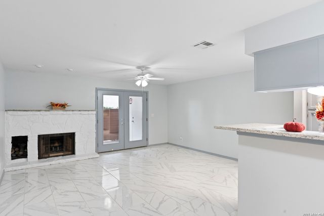 10527 Perrin Beitel Rd Apt C104, San Antonio, TX 78217