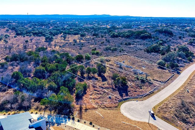 313 Eagle Basin CIR, Spicewood, TX 78669