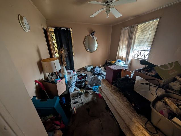 9960 S Van Vlissingen Road, Chicago, IL 60617