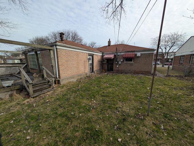 9960 S Van Vlissingen Road, Chicago, IL 60617