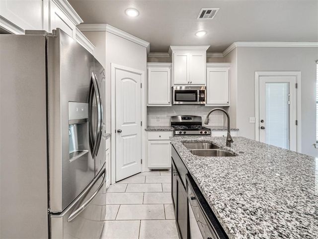 17624 Macarthur Park Road, Edmond, OK 73012