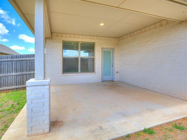 17624 Macarthur Park Road, Edmond, OK 73012