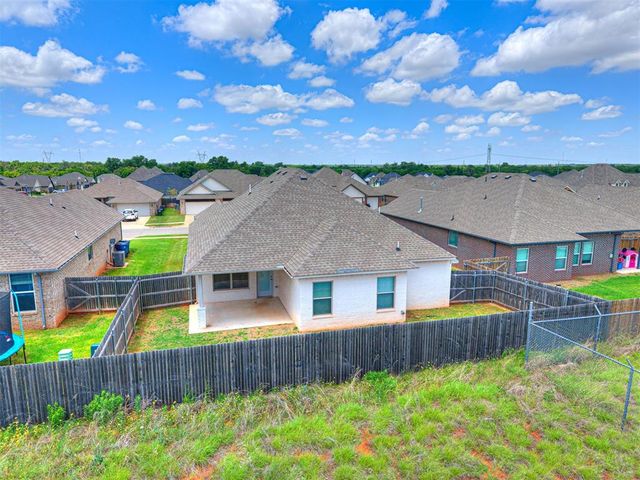 17624 Macarthur Park Road, Edmond, OK 73012