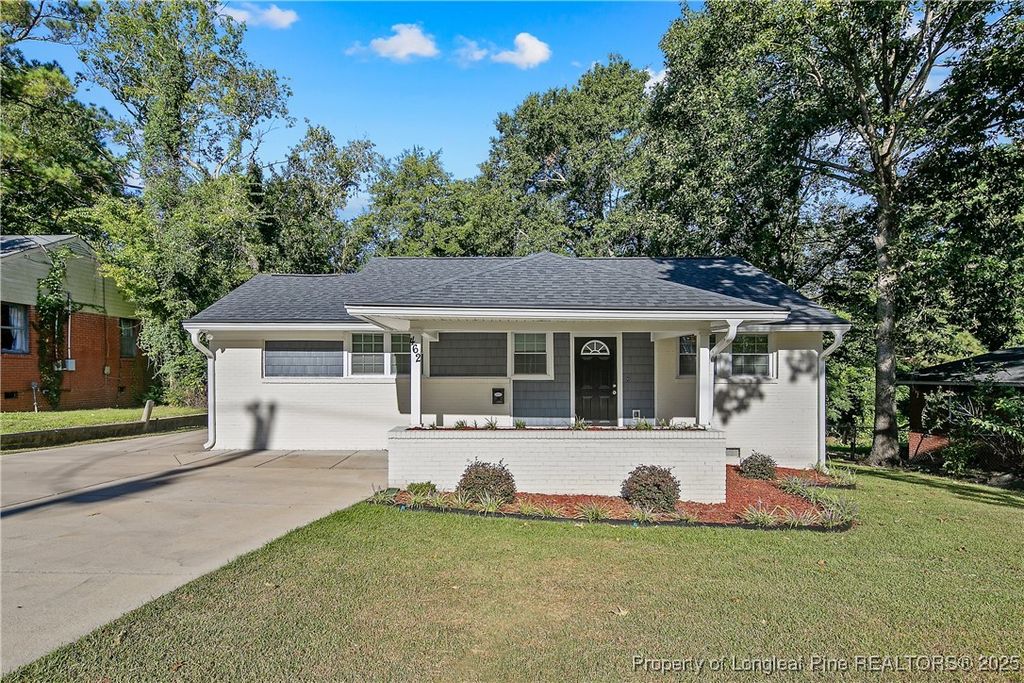 462 McBain Drive, Fayetteville, NC 28305