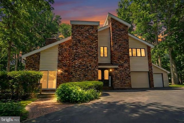 111 CHESTERFIELD CT, Locust Grove, VA 22508