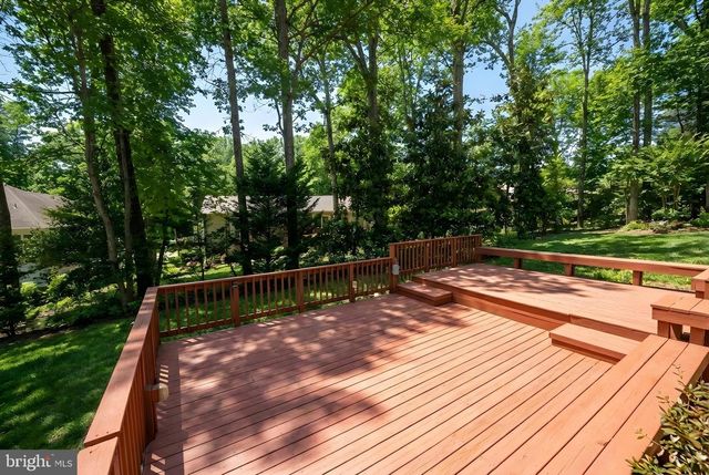 111 CHESTERFIELD CT, Locust Grove, VA 22508