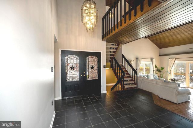 111 CHESTERFIELD CT, Locust Grove, VA 22508