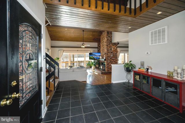 111 CHESTERFIELD CT, Locust Grove, VA 22508