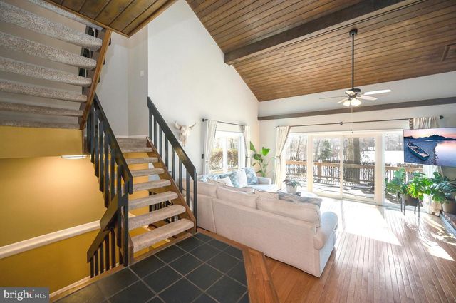 111 CHESTERFIELD CT, Locust Grove, VA 22508