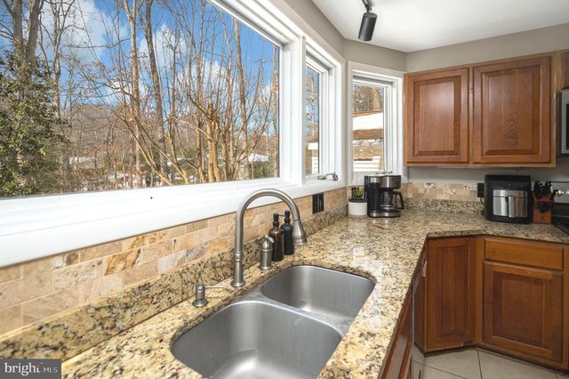 111 CHESTERFIELD CT, Locust Grove, VA 22508