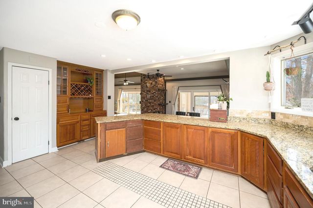 111 CHESTERFIELD CT, Locust Grove, VA 22508