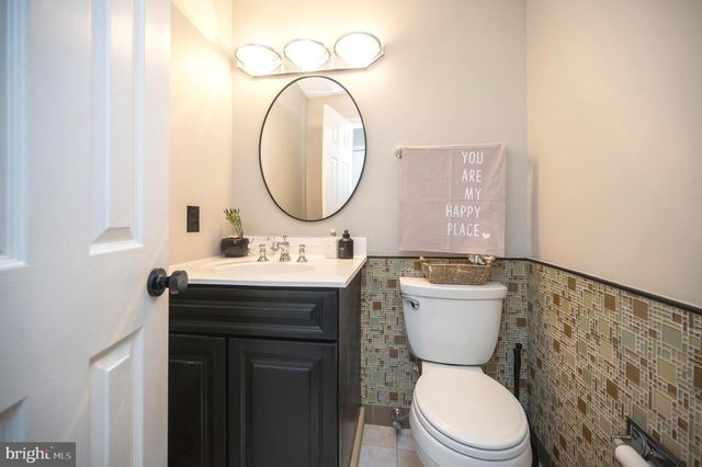 111 CHESTERFIELD CT, Locust Grove, VA 22508