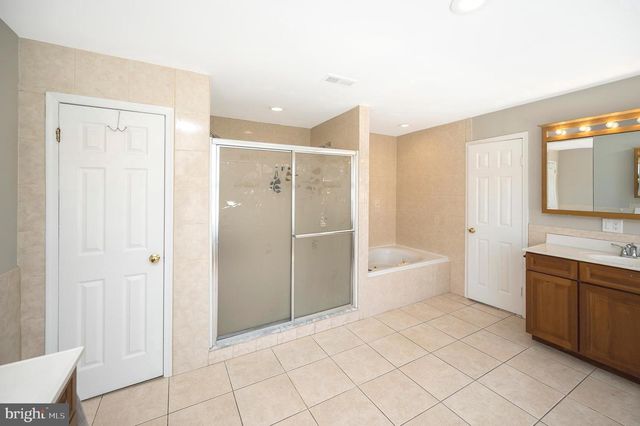 111 CHESTERFIELD CT, Locust Grove, VA 22508