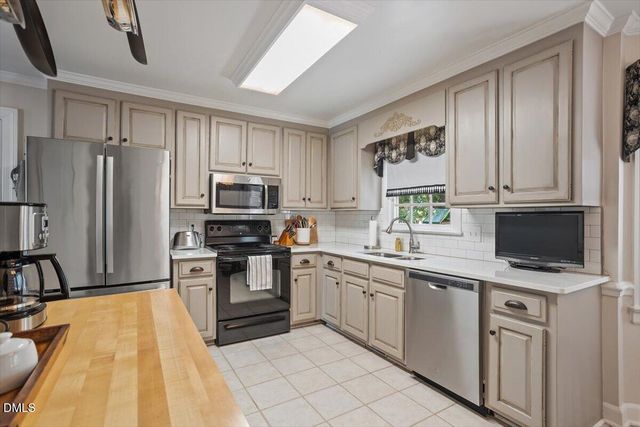 1808 Thorpshire Drive, Raleigh, NC 27615