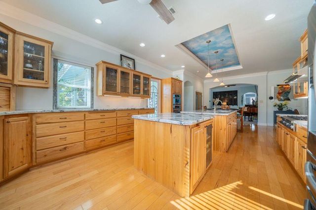 4813 St Charles Drive, Redding, CA 96002