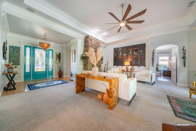 4813 St Charles Drive, Redding, CA 96002