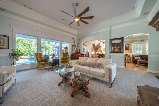 4813 St Charles Drive, Redding, CA 96002