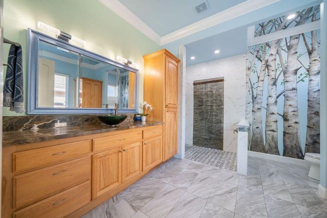 4813 St Charles Drive, Redding, CA 96002