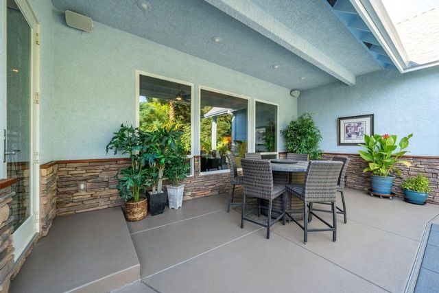 4813 St Charles Drive, Redding, CA 96002