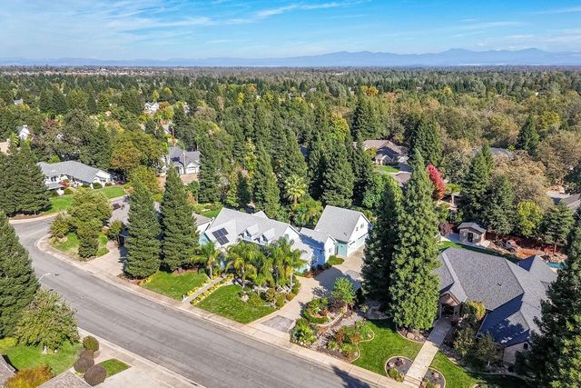 4813 St Charles Drive, Redding, CA 96002