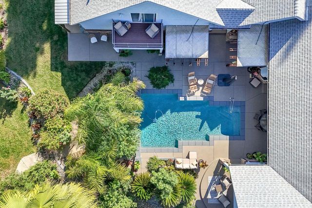 4813 St Charles Drive, Redding, CA 96002