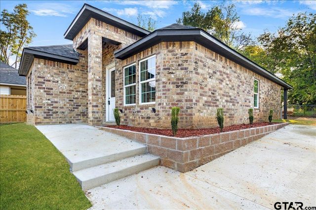 1204 Kennedy, Tyler, TX 75702