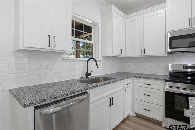 1204 Kennedy, Tyler, TX 75702